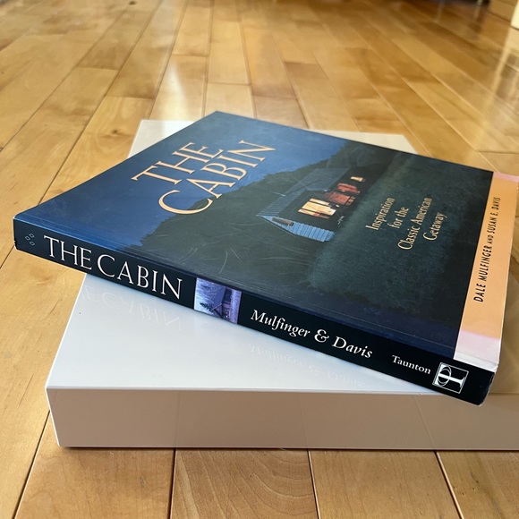 The Cabin table book - Picture 3 of 5